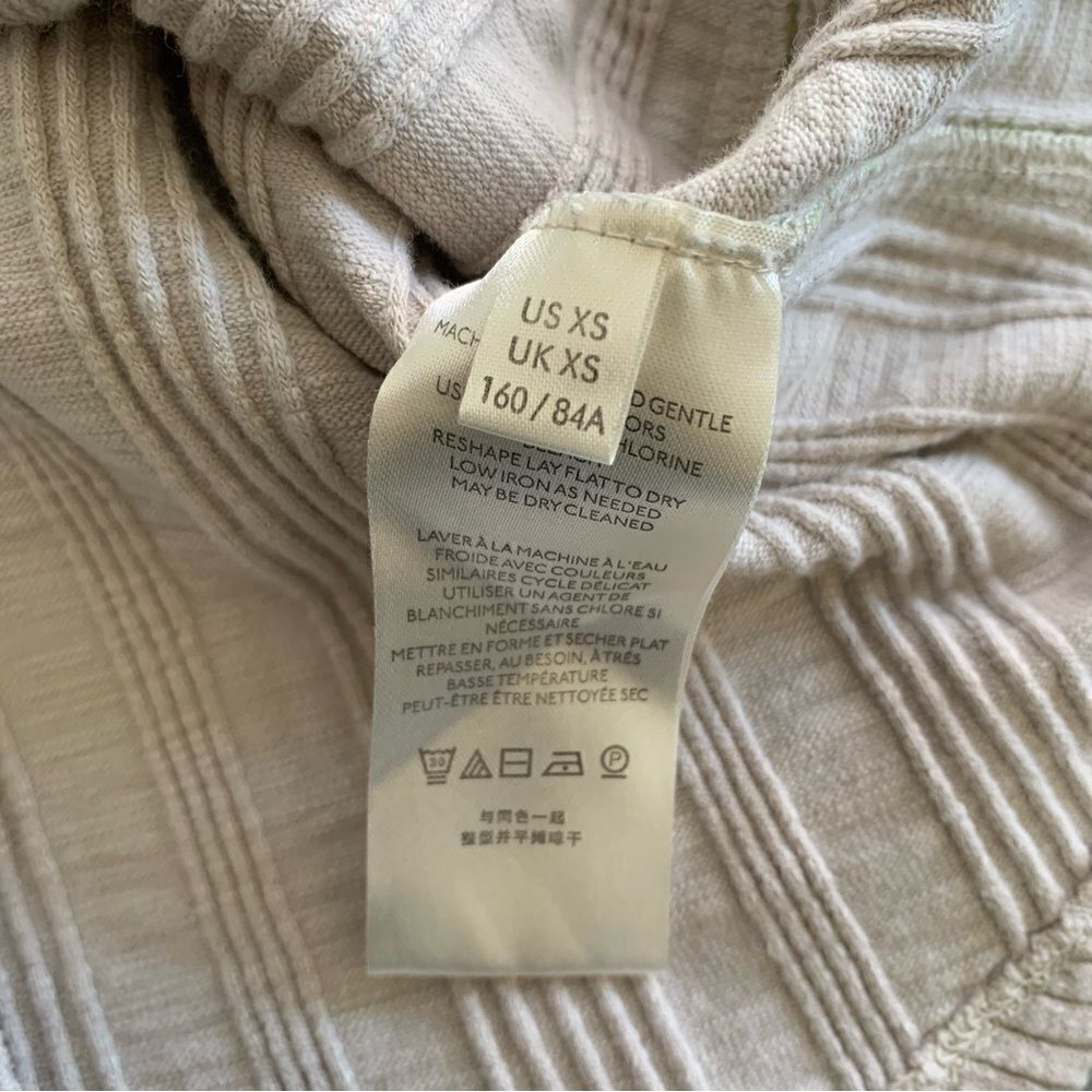 FREE PEOPLE GRAY MOCK TOP - Picture 8 of 11